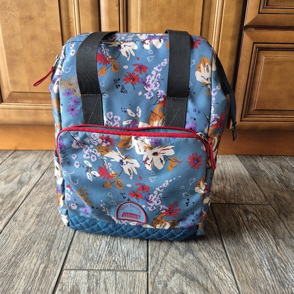 Vera Bradley Handbags - Vera Bradley + Coleman Cooler Backpack Wildflowers Blue w/ Containers Picnic Set
